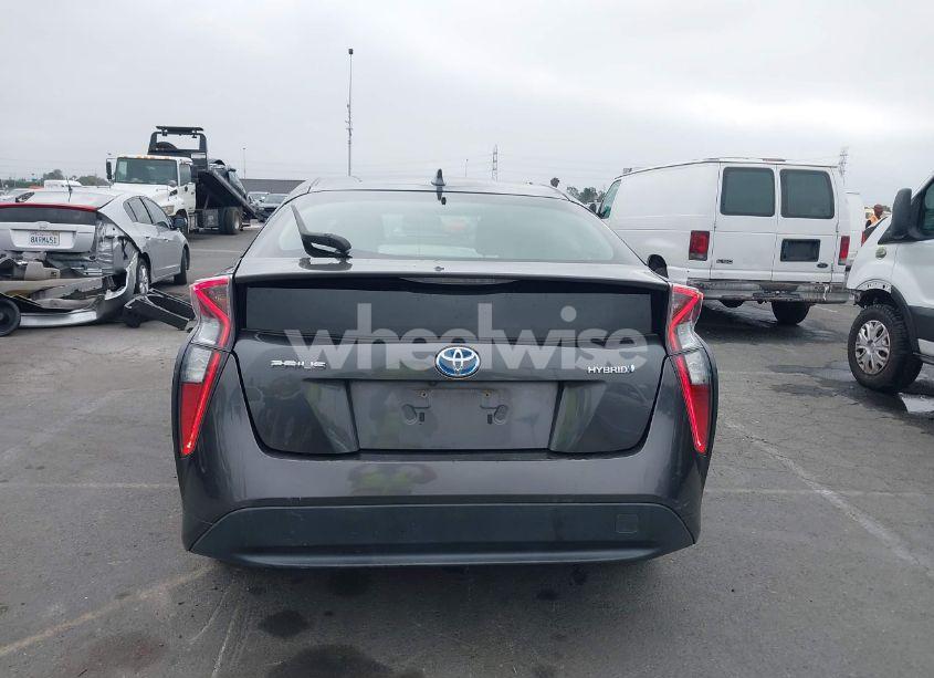 Photo 16 of 2016 Toyota Prius TWO (VIN JTDKBRFU3G3013237)