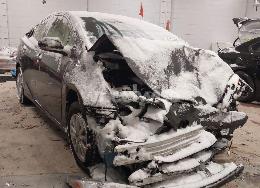 2016 Toyota Prius TWO (VIN JTDKBRFU3G3504522) main photo