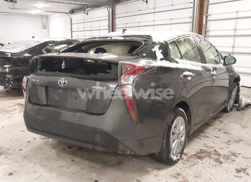 Photo 4 of 2016 Toyota Prius TWO (VIN JTDKBRFU3G3504522)