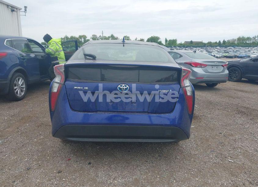 Photo 16 of 2016 Toyota Prius TWO (VIN JTDKBRFU3G3511809)