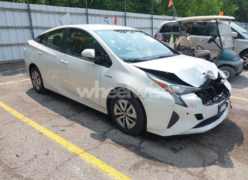 2017 Toyota Prius TWO (VIN JTDKBRFU3H3045770) main photo