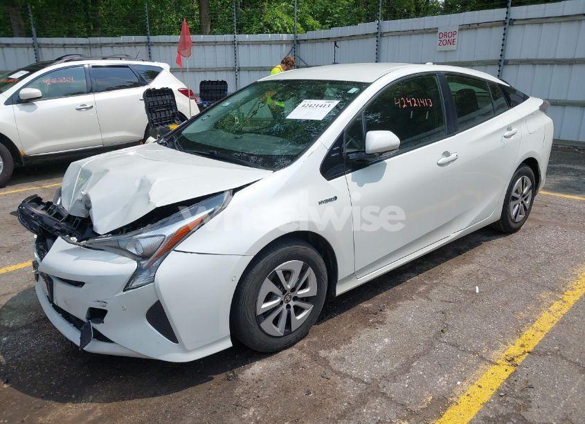 Photo 2 of 2017 Toyota Prius TWO (VIN JTDKBRFU3H3045770)