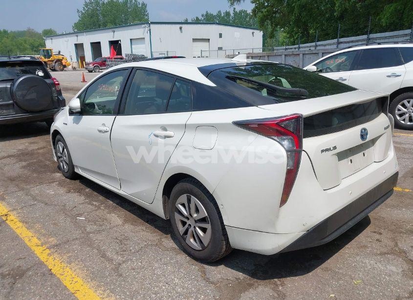Photo 3 of 2017 Toyota Prius TWO (VIN JTDKBRFU3H3045770)