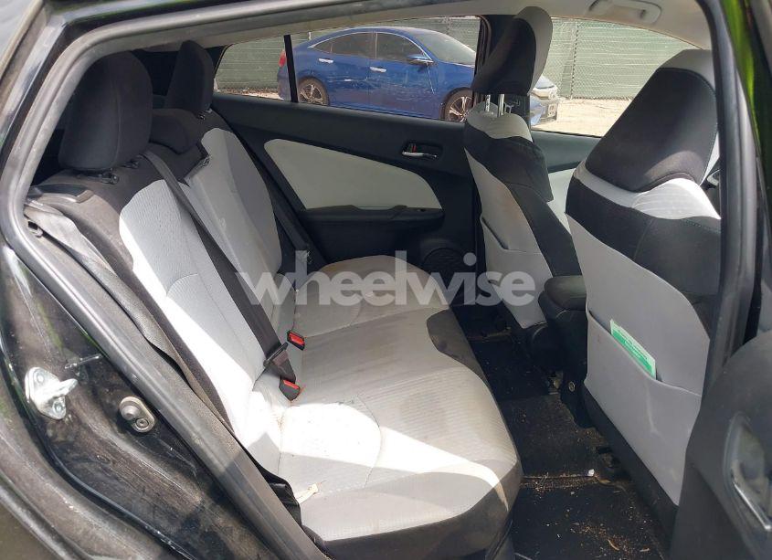 Photo 8 of 2016 Toyota Prius TWO (VIN JTDKBRFU4G3509129)