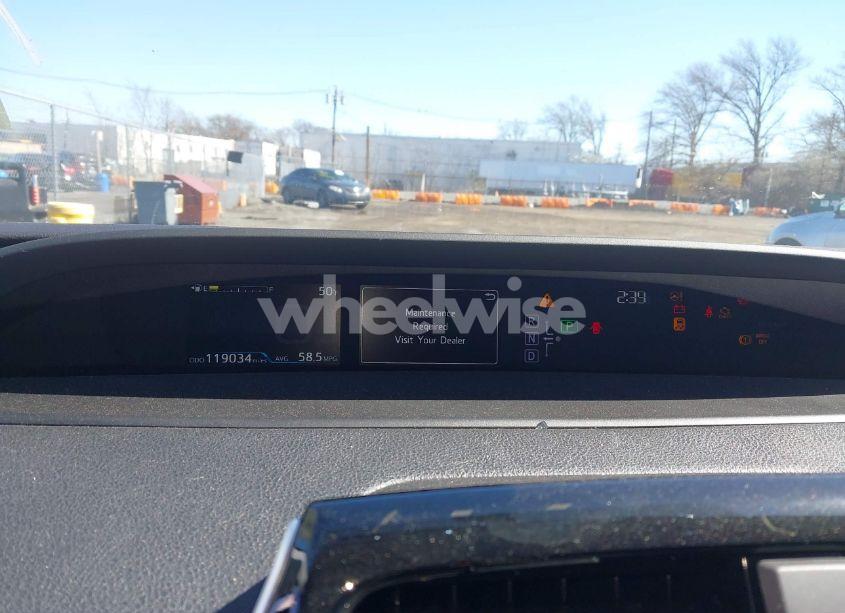 Photo 7 of 2016 Toyota Prius TWO (VIN JTDKBRFU4G3512080)