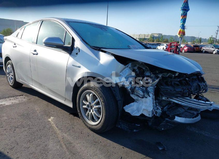 2017 Toyota Prius TWO (VIN JTDKBRFU5H3024807) main photo