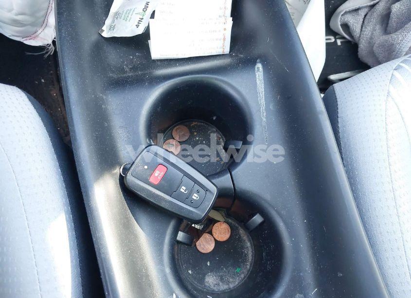 Photo 11 of 2017 Toyota Prius TWO (VIN JTDKBRFU5H3024807)