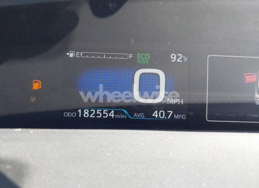 Photo 7 of 2016 Toyota Prius TWO (VIN JTDKBRFU6G3021221)