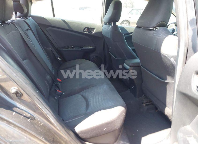 Photo 8 of 2017 Toyota Prius TWO (VIN JTDKBRFU6H3046752)