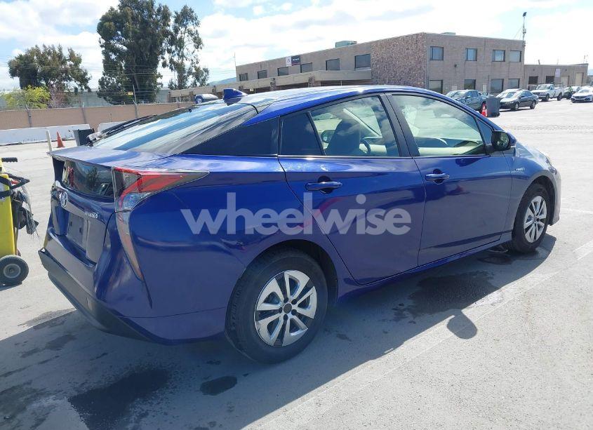Photo 4 of 2016 Toyota Prius TWO (VIN JTDKBRFU7G3528399)