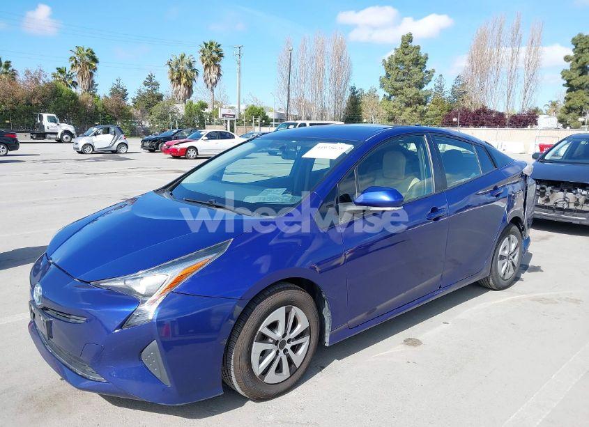 Photo 6 of 2016 Toyota Prius TWO (VIN JTDKBRFU7G3528399)
