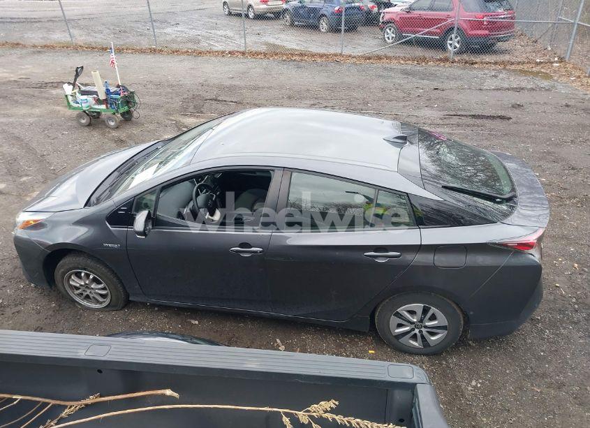 Photo 14 of 2018 Toyota Prius TWO (VIN JTDKBRFU7J3065008)