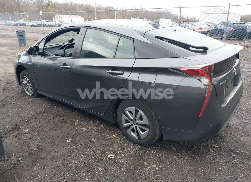 Photo 3 of 2018 Toyota Prius TWO (VIN JTDKBRFU7J3065008)