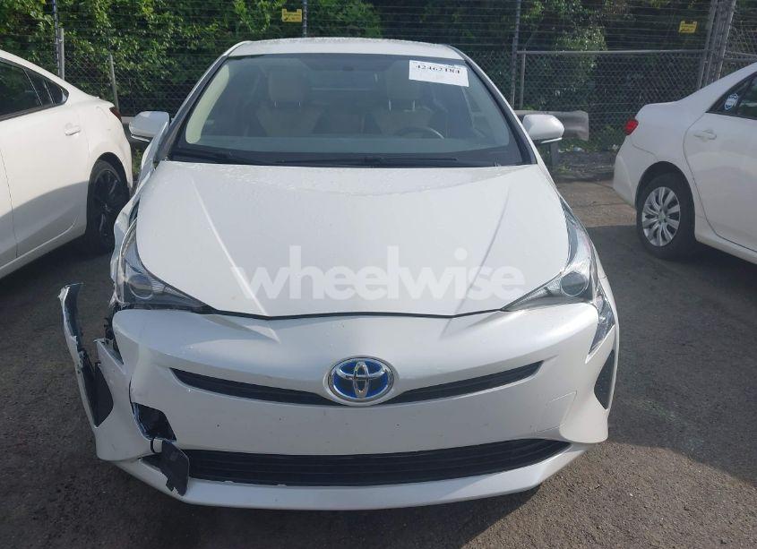 Photo 12 of 2016 Toyota Prius TWO (VIN JTDKBRFU8G3006610)