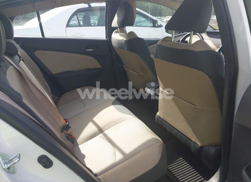 Photo 8 of 2016 Toyota Prius TWO (VIN JTDKBRFU8G3006610)