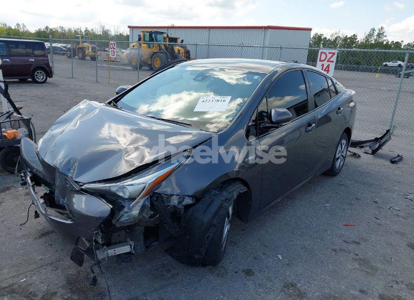 Photo 2 of 2018 Toyota Prius TWO (VIN JTDKBRFU8J3596377)