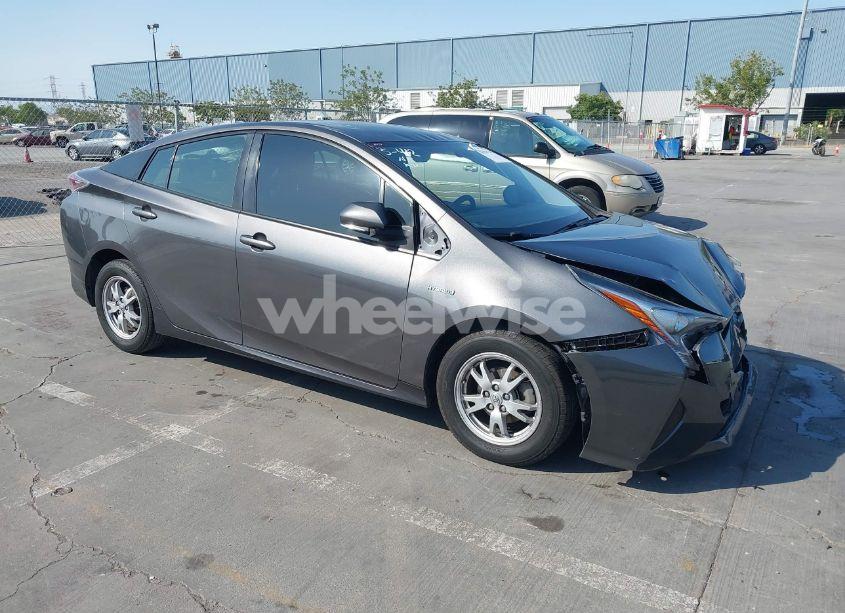 2016 Toyota Prius TWO (VIN JTDKBRFU9G3507845) main photo