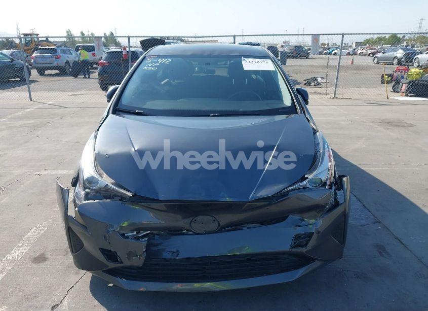 Photo 12 of 2016 Toyota Prius TWO (VIN JTDKBRFU9G3507845)