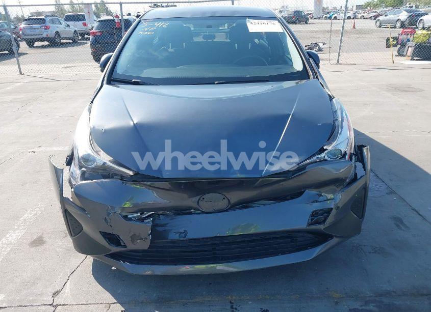 Photo 6 of 2016 Toyota Prius TWO (VIN JTDKBRFU9G3507845)