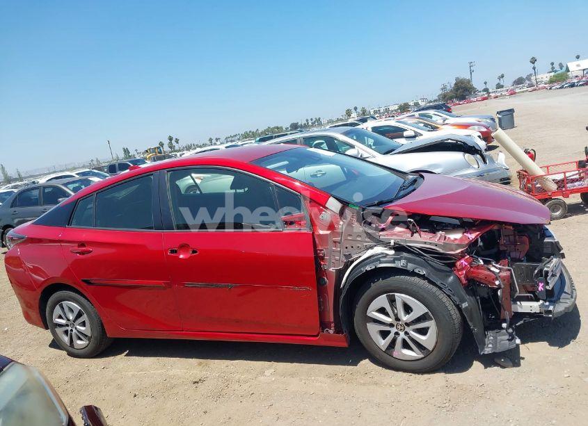 Photo 14 of 2018 Toyota Prius TWO (VIN JTDKBRFUXJ3059431)