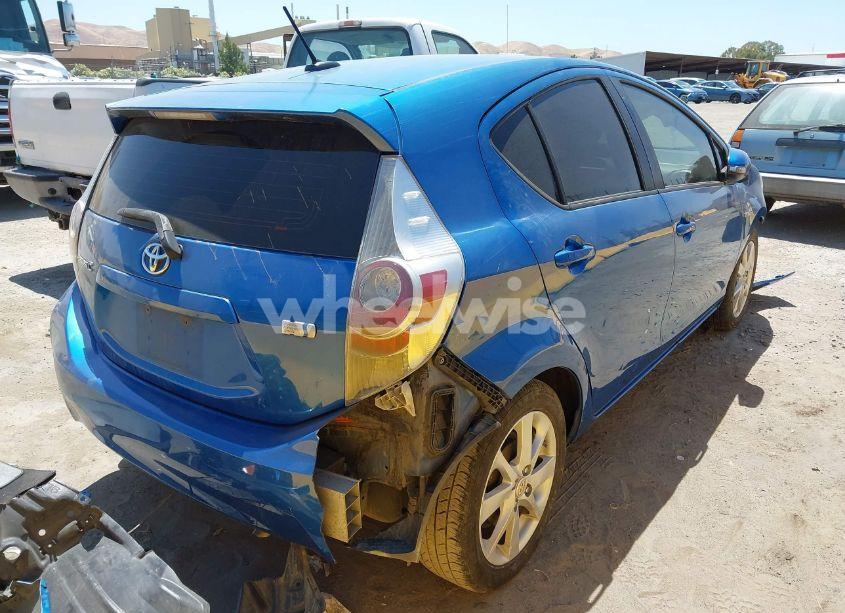 Photo 4 of 2013 Toyota Prius C FOUR/ONE/THREE/TWO (VIN JTDKDTB30D1043677)