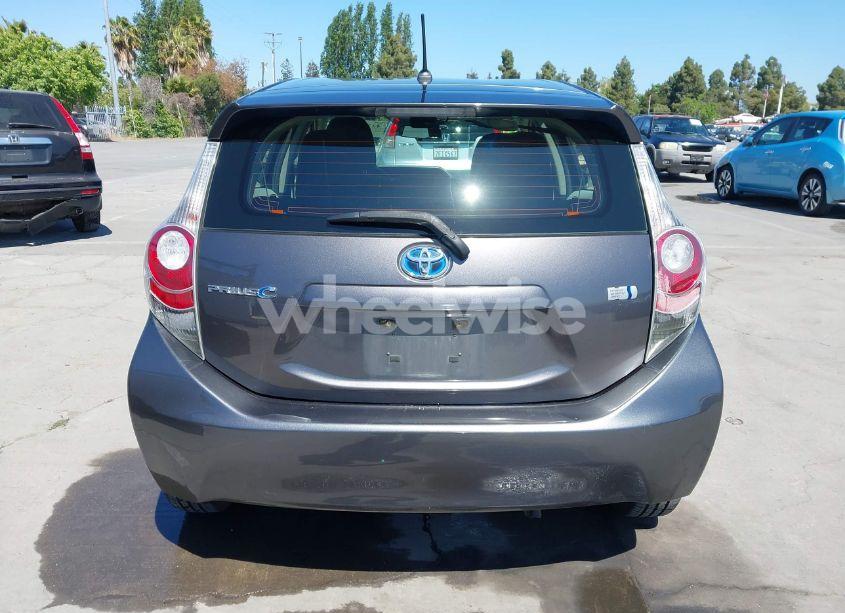 Photo 16 of 2014 Toyota Prius C TWO (VIN JTDKDTB30E1076549)