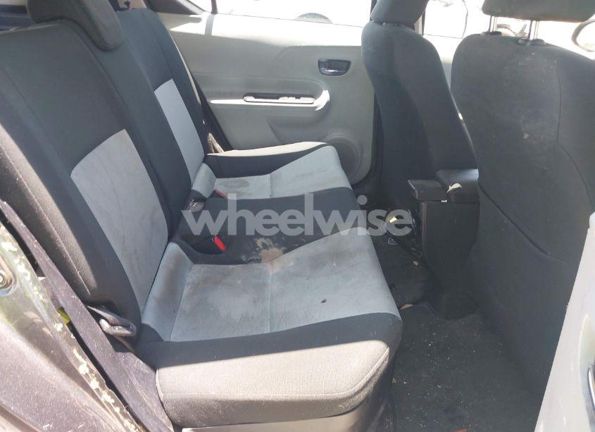 Photo 8 of 2014 Toyota Prius C TWO (VIN JTDKDTB30E1563430)