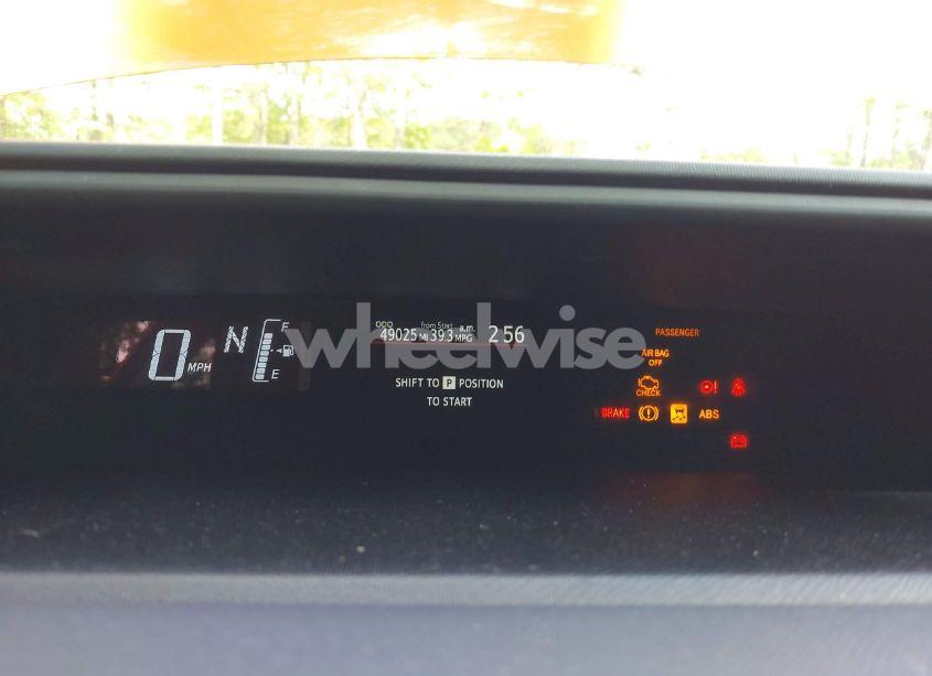 Photo 7 of 2015 Toyota Prius C TWO (VIN JTDKDTB30F1091649)