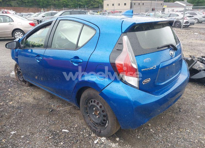 Photo 3 of 2015 Toyota Prius C ONE (VIN JTDKDTB30F1093692)