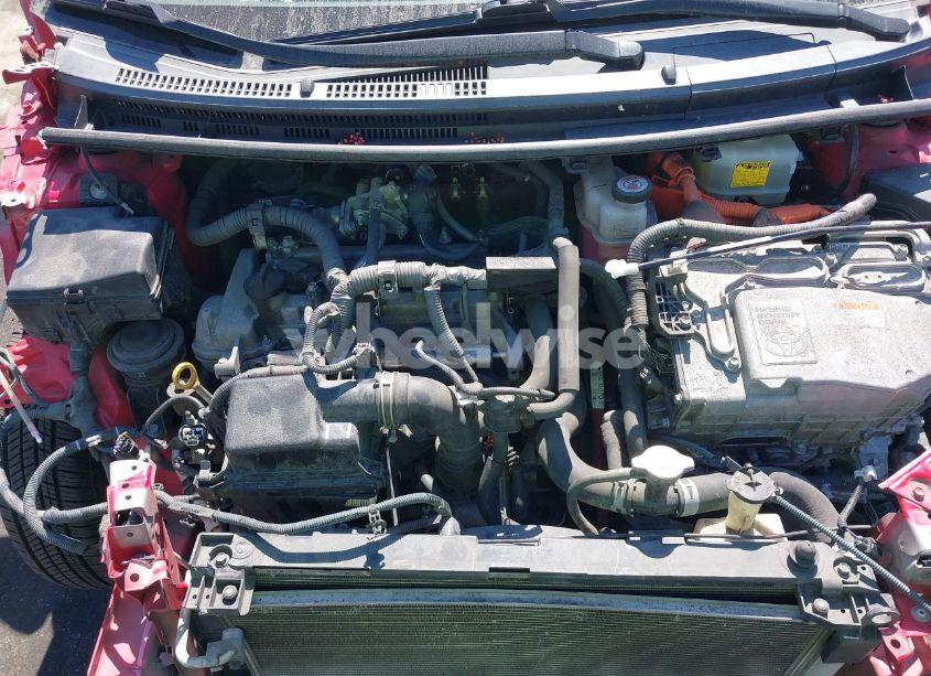 Photo 10 of 2017 Toyota Prius C ONE (VIN JTDKDTB30H1594830)