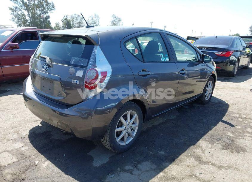 Photo 4 of 2012 Toyota Prius C FOUR (VIN JTDKDTB31C1023968)