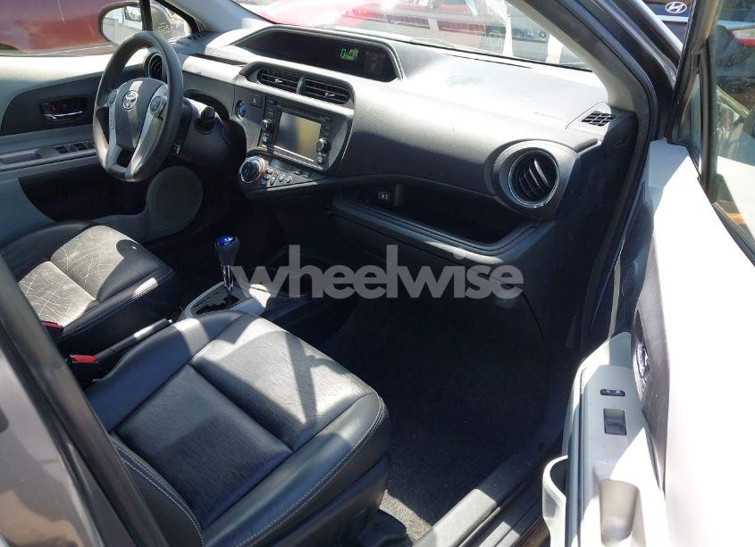 Photo 5 of 2012 Toyota Prius C FOUR (VIN JTDKDTB31C1023968)