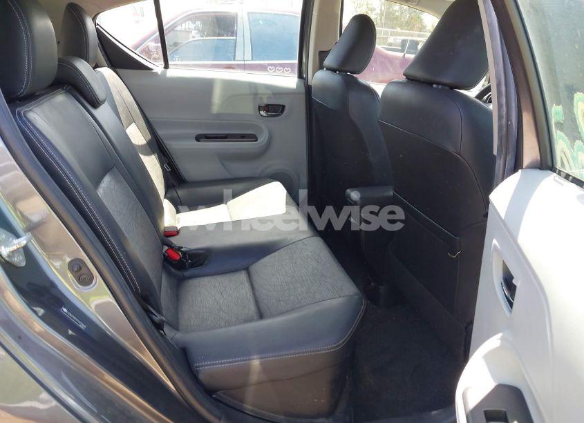 Photo 8 of 2012 Toyota Prius C FOUR (VIN JTDKDTB31C1023968)