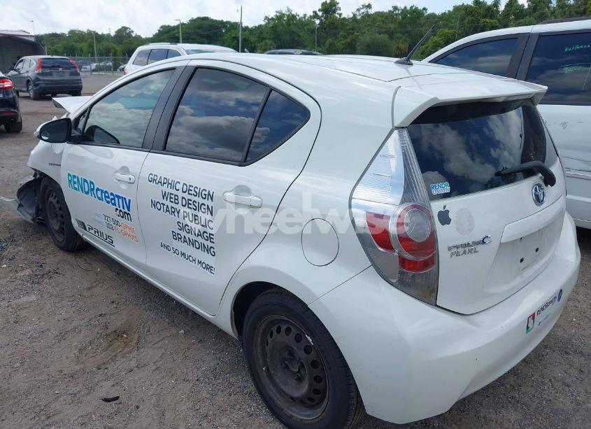 Photo 3 of 2012 Toyota Prius C TWO (VIN JTDKDTB31C1507428)