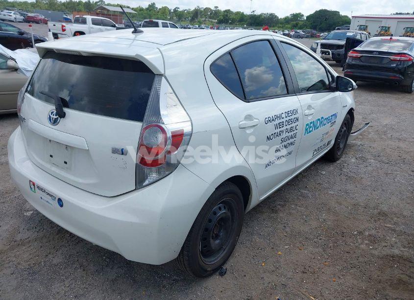 Photo 4 of 2012 Toyota Prius C TWO (VIN JTDKDTB31C1507428)