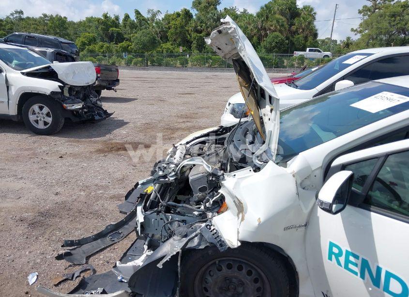 Photo 6 of 2012 Toyota Prius C TWO (VIN JTDKDTB31C1507428)