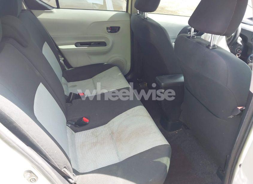 Photo 8 of 2012 Toyota Prius C TWO (VIN JTDKDTB31C1507428)