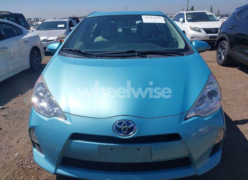 Photo 13 of 2014 Toyota Prius C ONE (VIN JTDKDTB31E1066788)