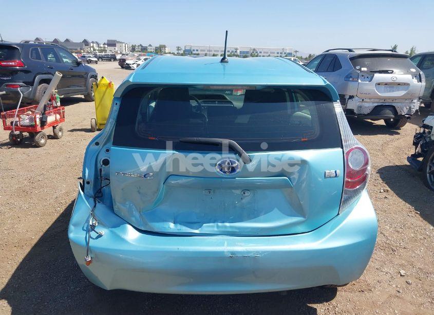 Photo 17 of 2014 Toyota Prius C ONE (VIN JTDKDTB31E1066788)