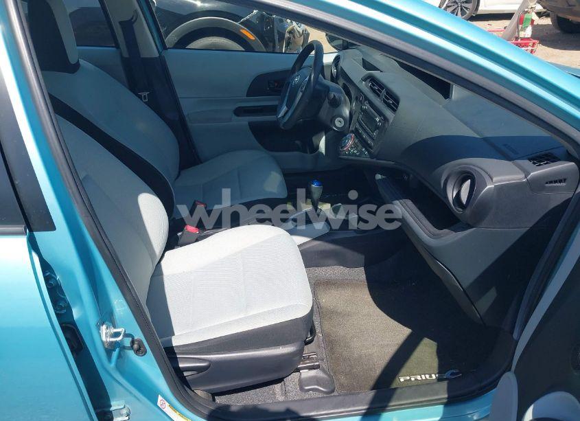 Photo 5 of 2014 Toyota Prius C ONE (VIN JTDKDTB31E1066788)