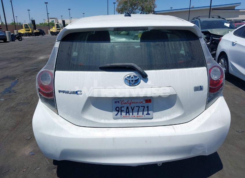 Photo 12 of 2012 Toyota Prius C THREE (VIN JTDKDTB32C1004670)