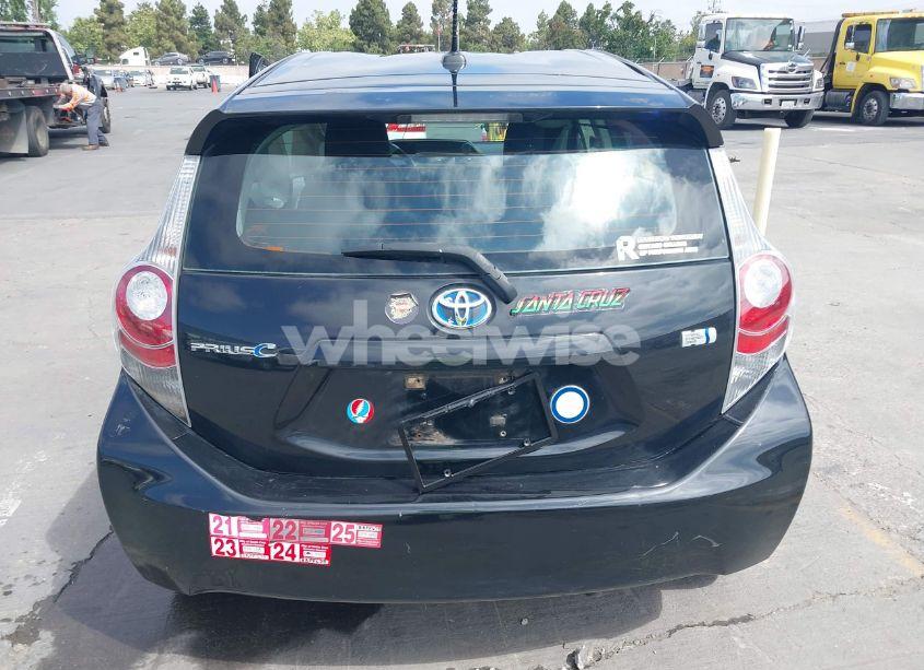 Photo 16 of 2014 Toyota Prius C THREE (VIN JTDKDTB33E1569335)