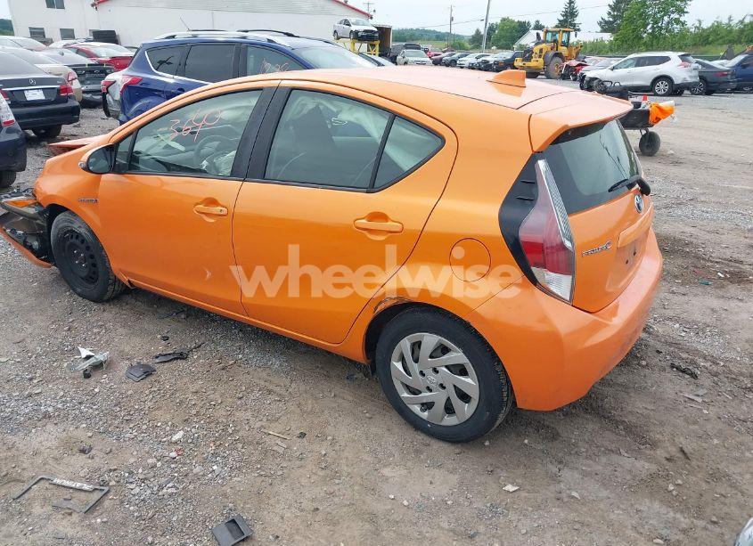 Photo 3 of 2015 Toyota Prius C FOUR/ONE/THREE/TWO (VIN JTDKDTB33F1092553)