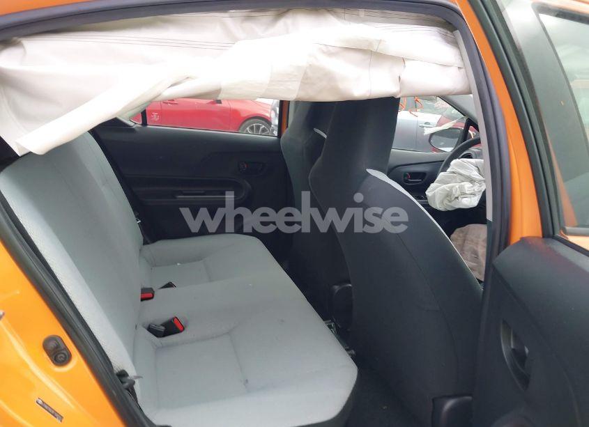 Photo 8 of 2015 Toyota Prius C FOUR/ONE/THREE/TWO (VIN JTDKDTB33F1092553)