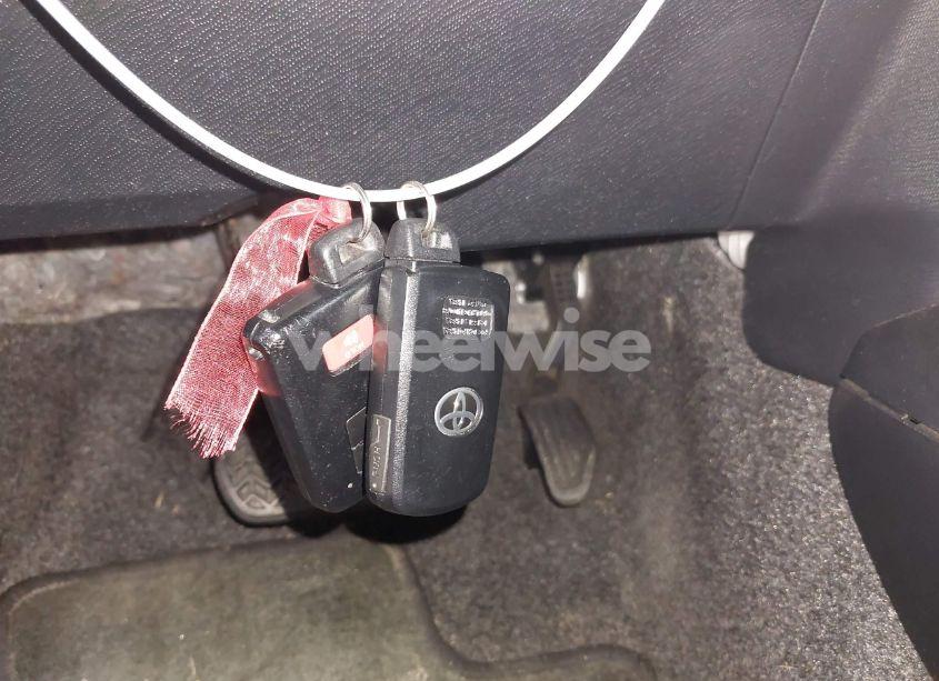 Photo 11 of 2012 Toyota Prius C THREE (VIN JTDKDTB34C1003651)