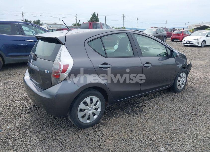 Photo 4 of 2013 Toyota Prius C ONE (VIN JTDKDTB34D1057260)