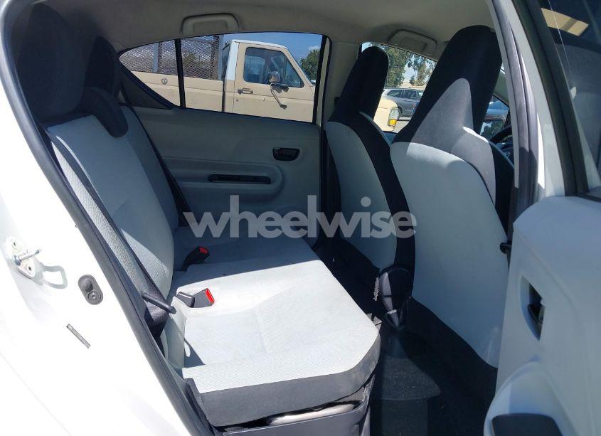 Photo 8 of 2014 Toyota Prius C ONE (VIN JTDKDTB34E1562216)