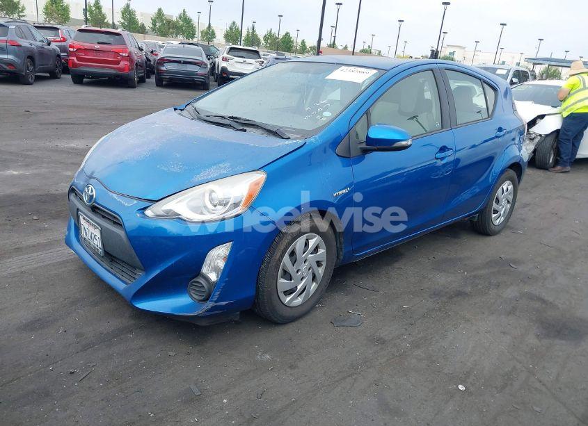 Photo 2 of 2015 Toyota Prius C ONE (VIN JTDKDTB34F1111966)