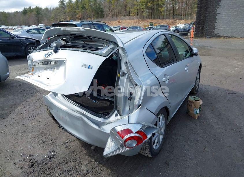 Photo 4 of 2012 Toyota Prius C THREE (VIN JTDKDTB35C1512129)