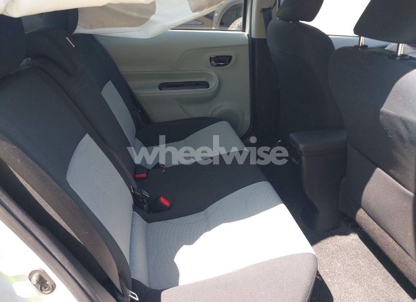 Photo 8 of 2013 Toyota Prius C TWO (VIN JTDKDTB35D1531233)